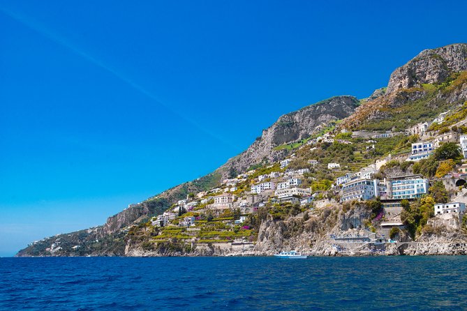 Private Boat Tour From Sorrento to Capri and Positano - Raffaelli Shamal 40 - Viators Service Operations