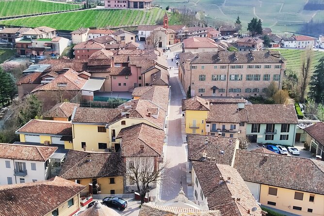 Private E-Bike Tour " Langhe Del Barbaresco " - Asphalt Only - Common questions