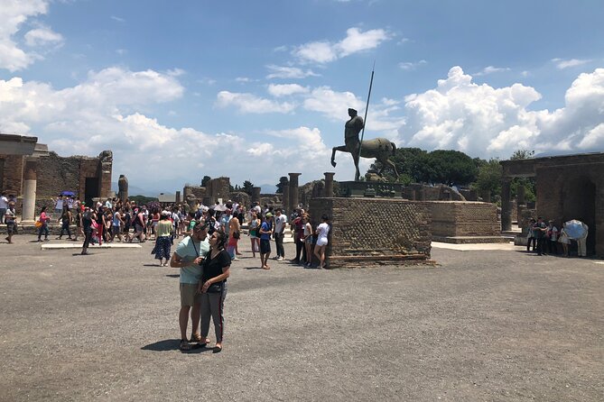 Private Full Day Tour Ruins of Pompei and Wine Tasting Experience - Memorable Wine Tasting Experience
