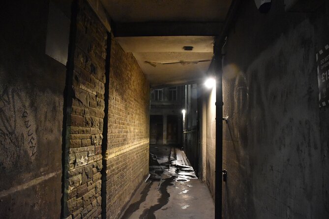 Private Ghosts and Gore Walking Tour of London - Common questions