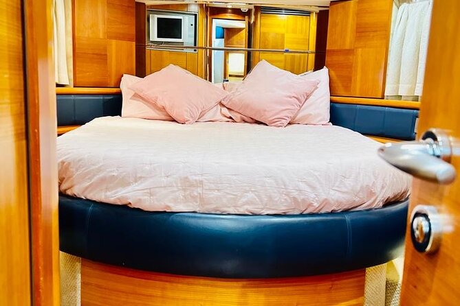Private Luxury Yacht Tour From Dubai Marina - Last Words