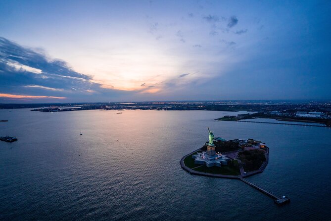 Private NYC Helicopter Tour From Westchester for 2-6 People - Tour Highlights