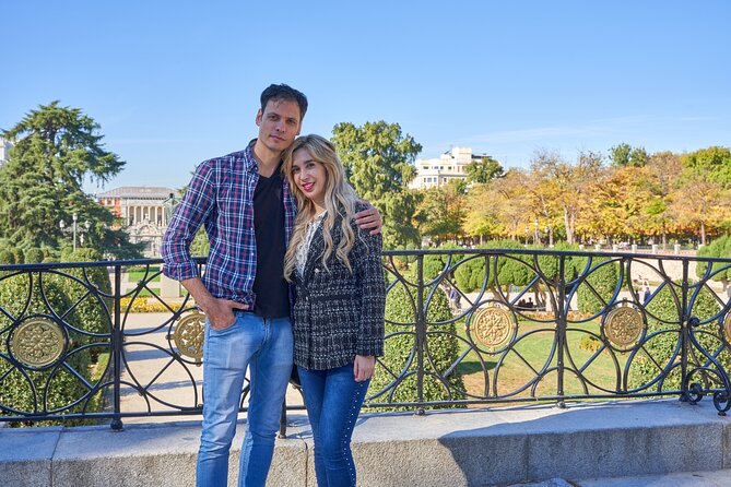  Private Professional Photoshoot in Retiro Park in Madrid - Weather Considerations