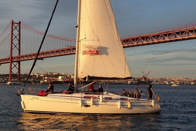 Private Sailing Cruise in Lisbon With Locals - Tips for a Memorable Cruise