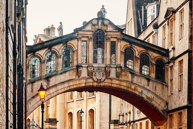 Private Walking Tour: Oxford Highlights, Including Entry to One College - Cancellation Policy Details