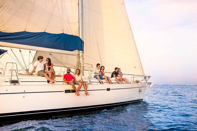 Puerto Vallarta, Luxury Sunset Sailing - Common questions