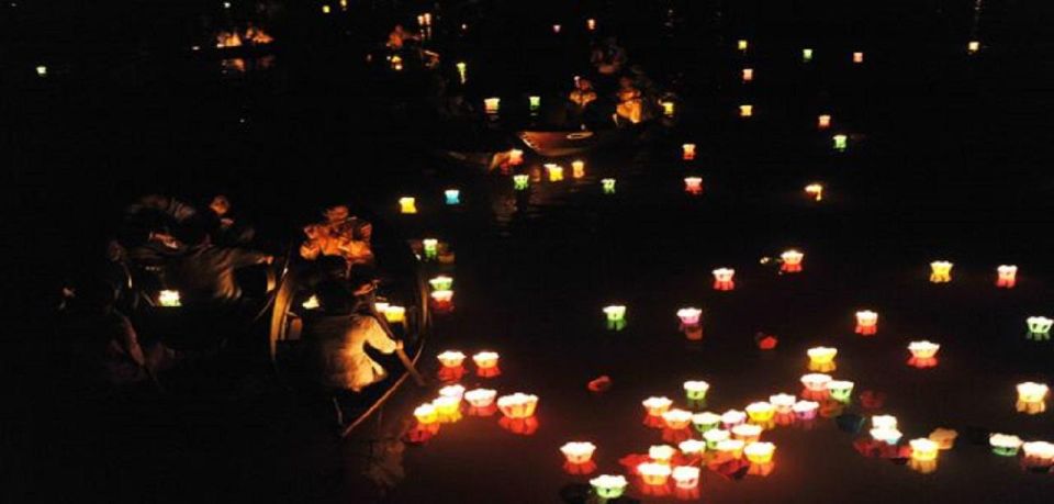 River Boat Ride by Night With Drop Flower Lantern in Hoi an - How to Book and Prepare