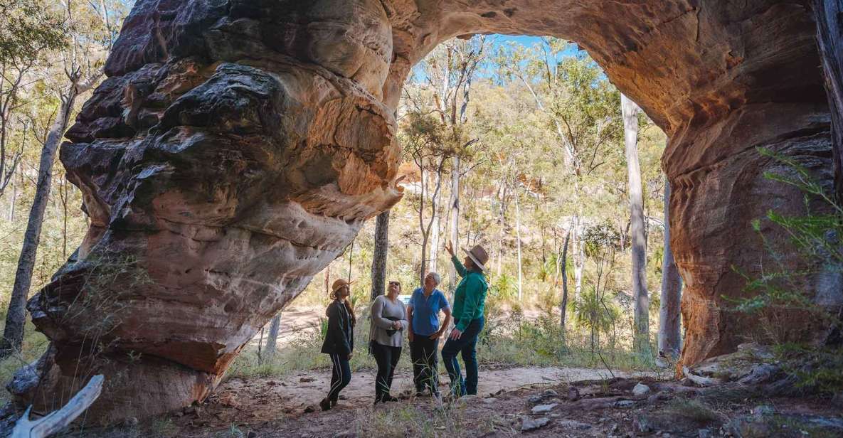 Roma: Lost World Carnarvons and Wallaroo Day Tour - Tour Description and Activities