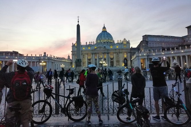 Rome Night E-Bike Tour With Food Tasting - Tour Duration and Distance