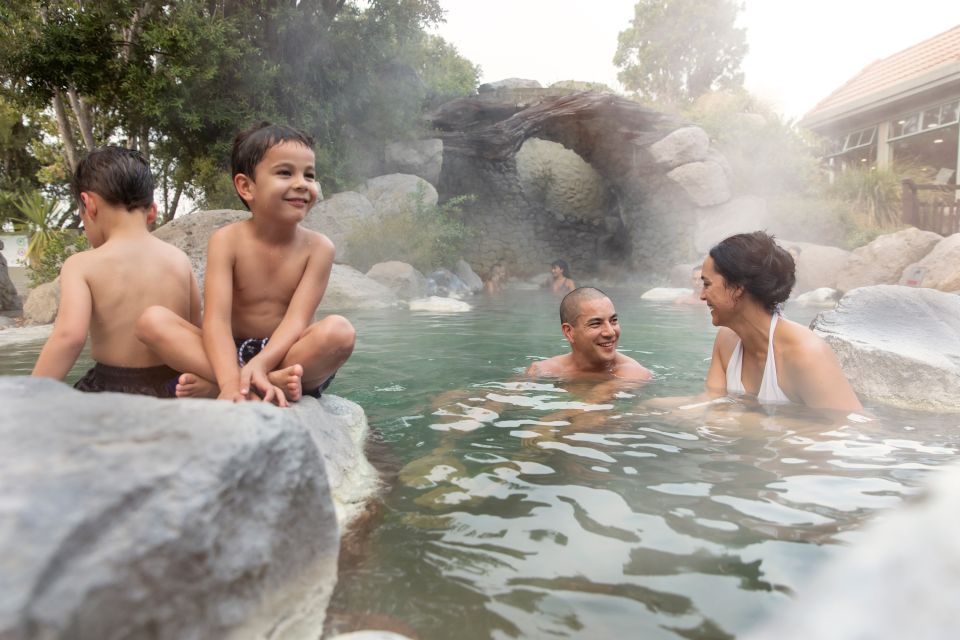 Rotorua Lake: Deluxe Lake Spa Geothermal Hot Spring Bathing - Common questions