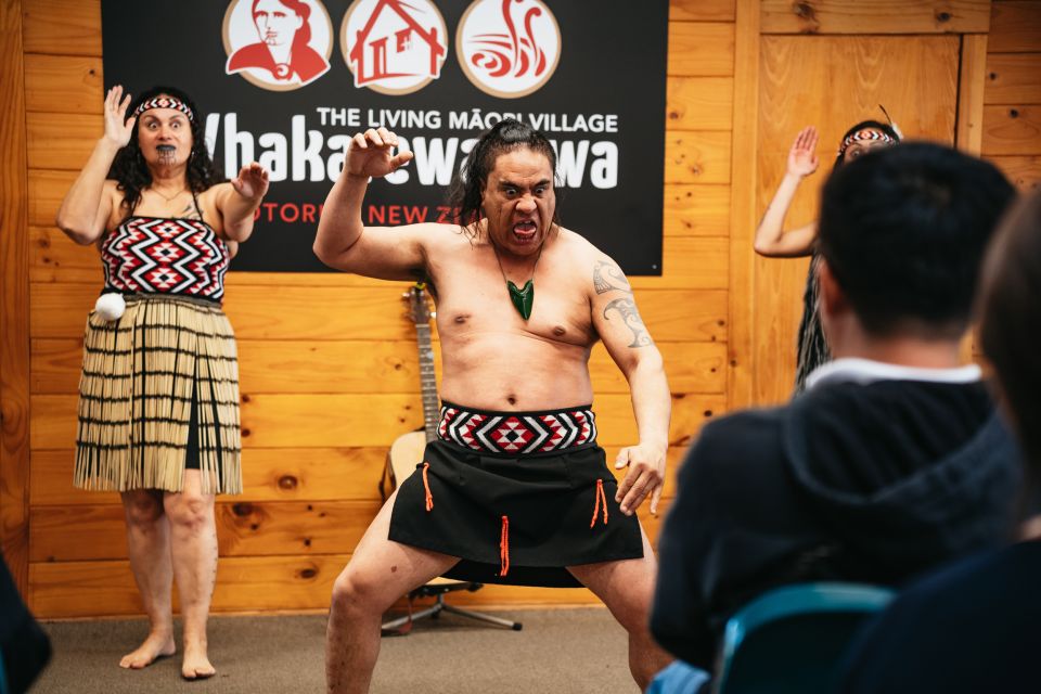 Rotorua: MāOri Cultural Performance With Dancing - Common questions
