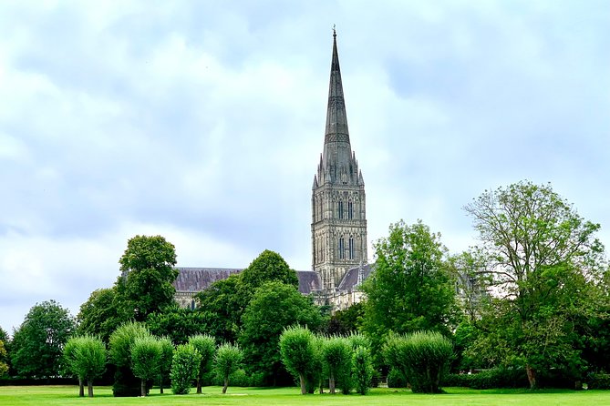 Salisbury and Magna Carta Private Tour From Southampton - Common questions