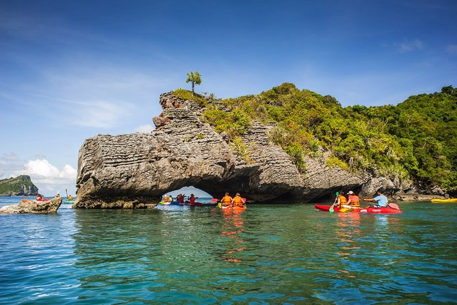Samui Island Tour to Angthong Marine Park by Big Boat (Snorkeling, Kayaking)