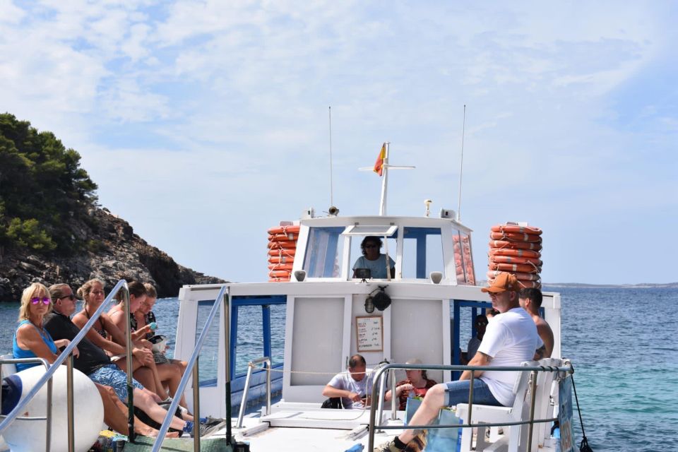 Sant Antoni: Round-Trip Ferry Transfer to Cala Salada Beach - Important Reminders for Visitors