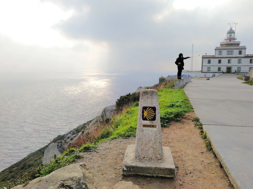 Santiago De Compostela: Finisterre, Muxia & Costa Da Morte - Important Directions