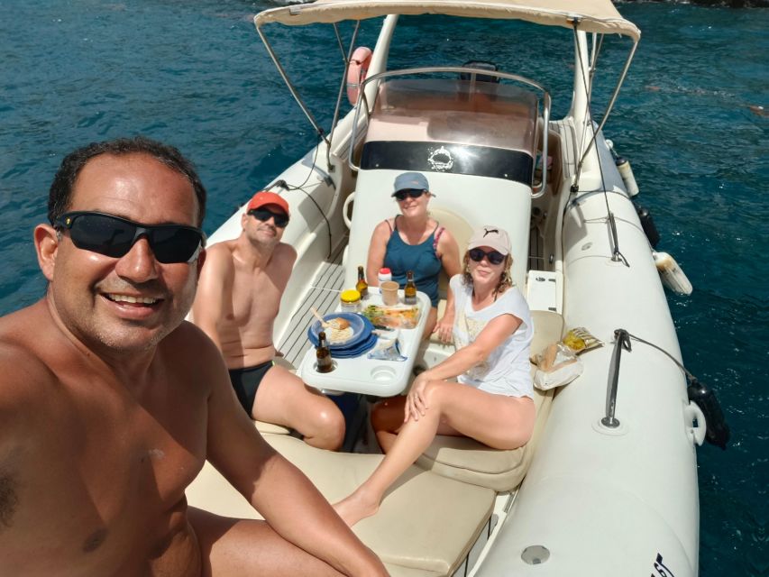 Seaside Bliss: Boat, Snorkel, Sun, Sip, Snack Delights" - Live Tour Guide Information