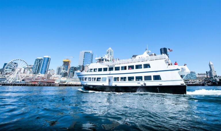 Seattle: Harbor Cruise With Live Narration