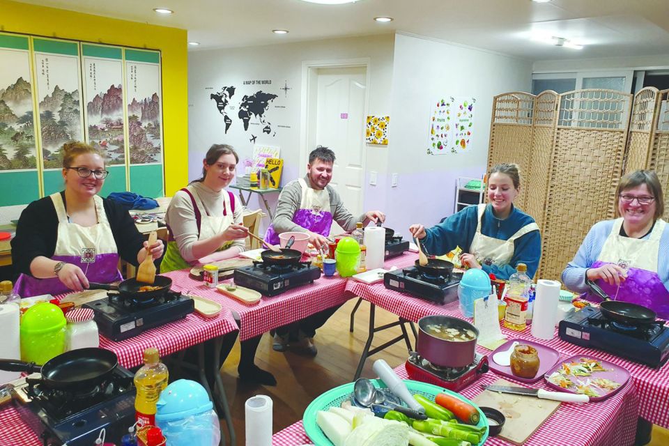 Seoul: Korean Cooking Class At A Local Home And Market Tour