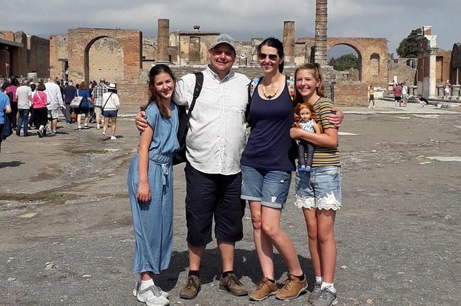 Shore Excursion Tour for Kids From Naples to Pompeii and Amalfi Coast - Customer Support and Assistance