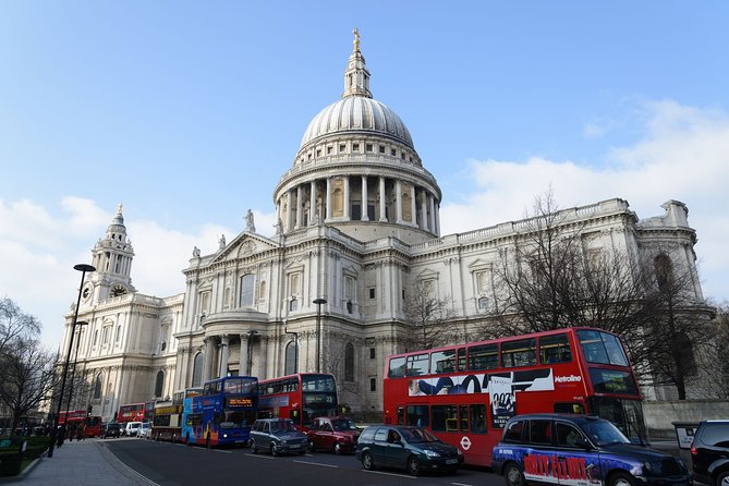 Sights and Sounds of London on Christmas Day With Sung Eucharist - Common questions