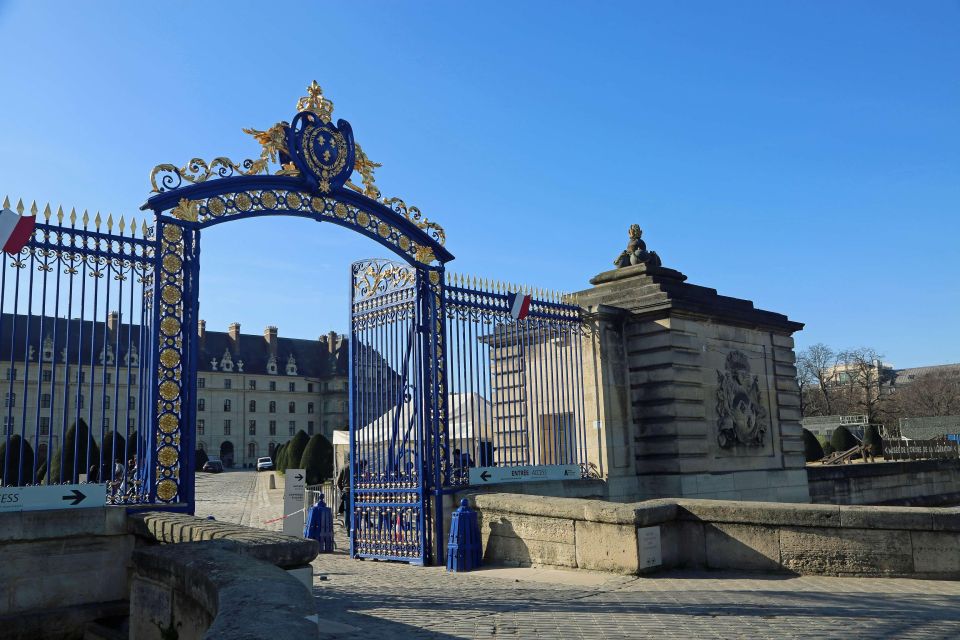 Skip-the-line Les Invalides Army Museum Paris Private Tour - Directions