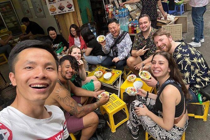 Small Group Hanoi Street Food Tour With Real Foodies - Food Tastings and Culinary Experience