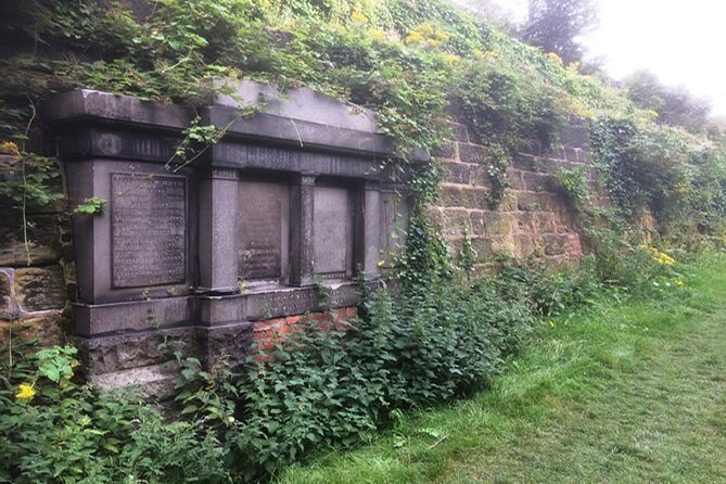 Small-Group St. James Cemetery Tour in Liverpool - Key Points