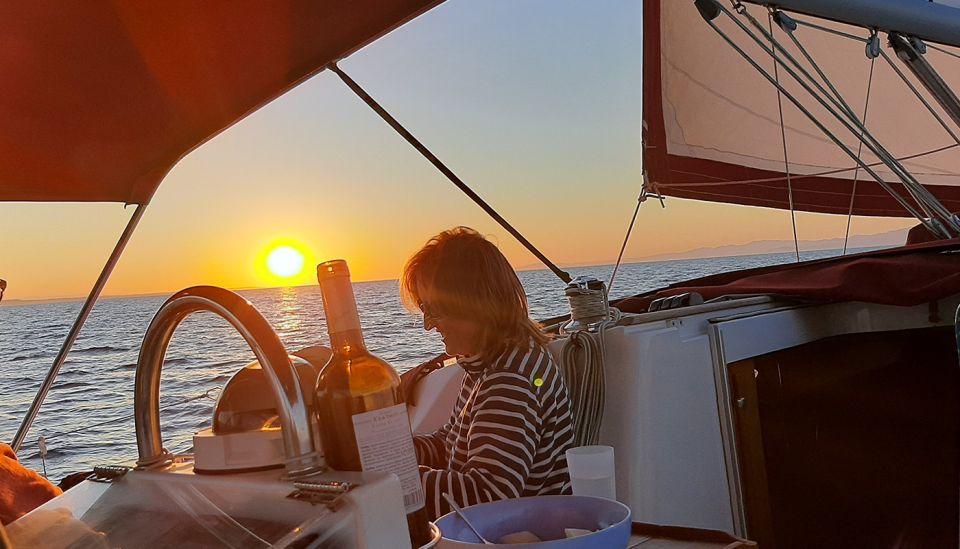 Sunset Sailing Cruise in Halkidiki - Meeting Point and Suggestions