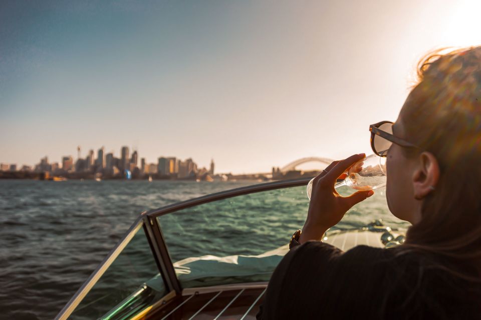 Sydney: Private 2 Hour Icons and Highlights Harbour Cruise - Reserve & Pay Later