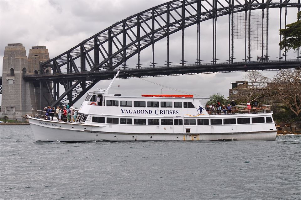Sydney: Retro Party Cruise in Sydney Harbour With Snacks - Customer Review