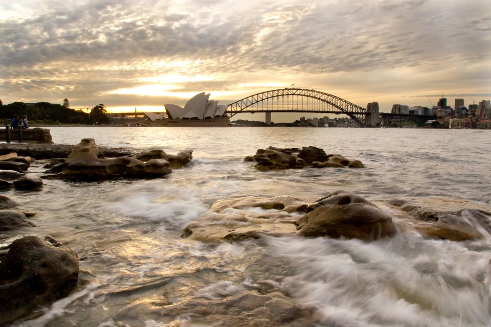 Sydney: Sydney Sunset Night Photography Tour - Important Meeting and Attire Details