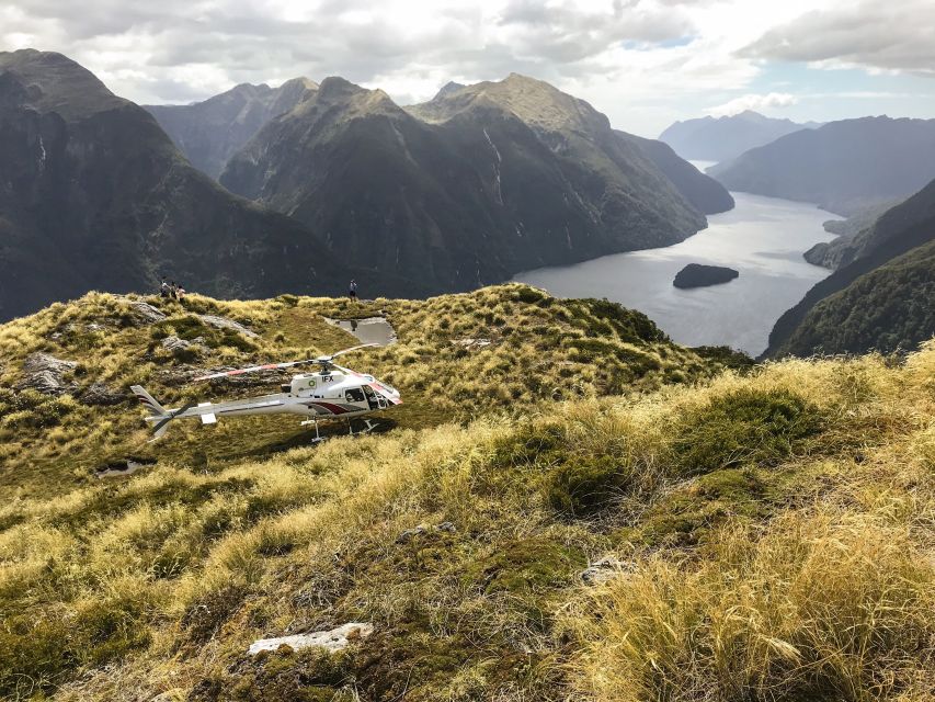 Te Anau: Milford, Dusky, and Doubtful Helicopter Flight - Directions