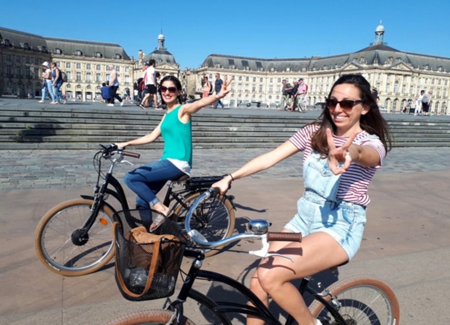 The Best of Paris by Bike With a Local - Itinerary Must-See Stops