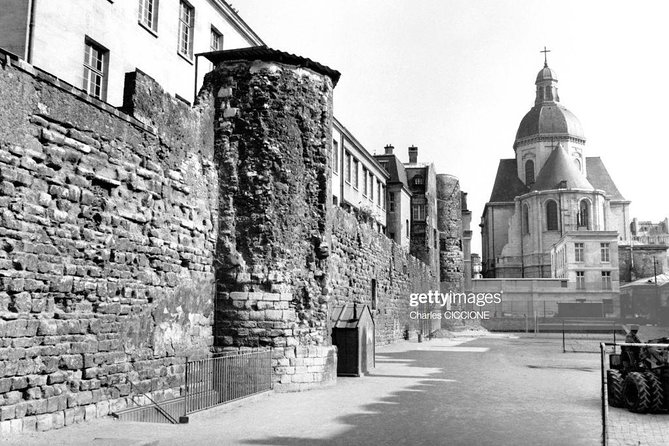 The Medieval & Romain (Historic Center & Latino Quarter) - Walking Tours in the Medieval & Roman Areas