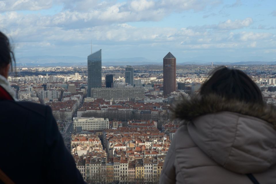 Theatrical Visit From Fourvière to Vieux-Lyon - Common questions