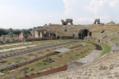 Time Travel : Royal Palace of Caserta and Gladiators - Common questions
