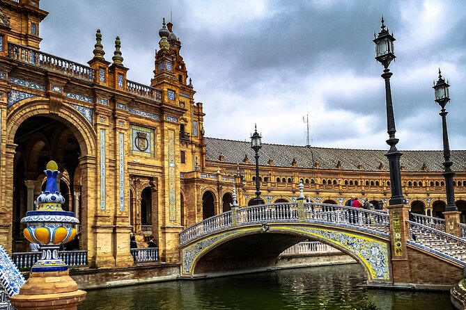 Touristic Highlights of Seville on a Private Full Day Tour With a Local - Common questions