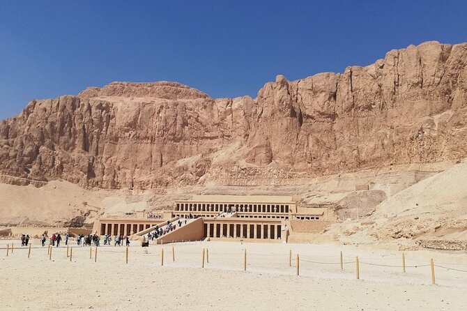 Visit Valley of the Kings, Hatshepsut Temple & Collosi of Memnon - Must-See Details at Colossi of Memnon