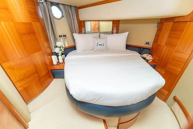 Yacht Rental in Dubai - Azimut 50ft Dubai Yacht - Flexible Cancellation Policy