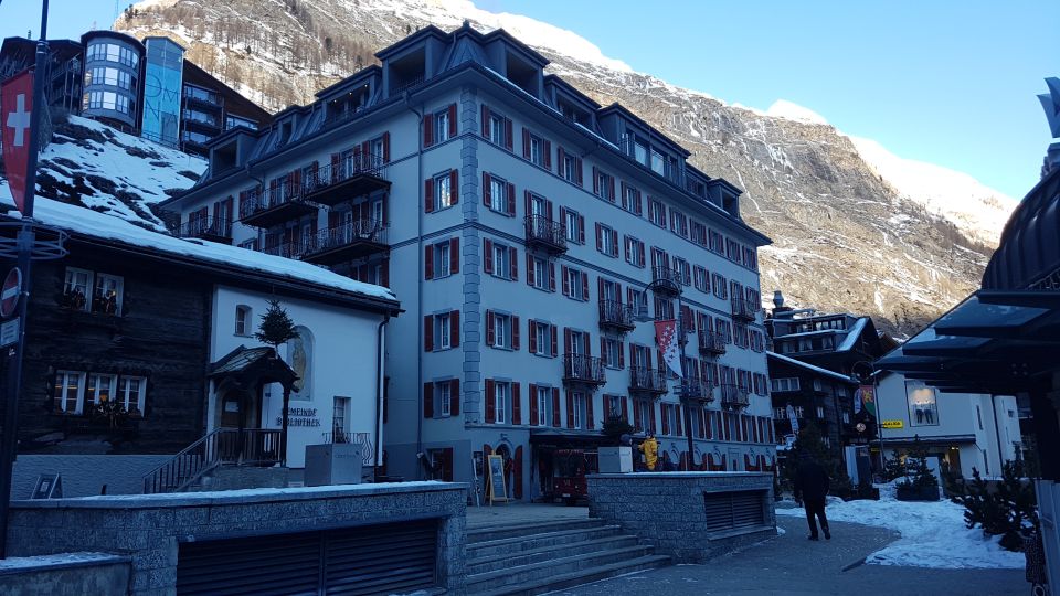 Zermatt: Alpine Village Tour 2 Hours - Cultural Insights and Stories