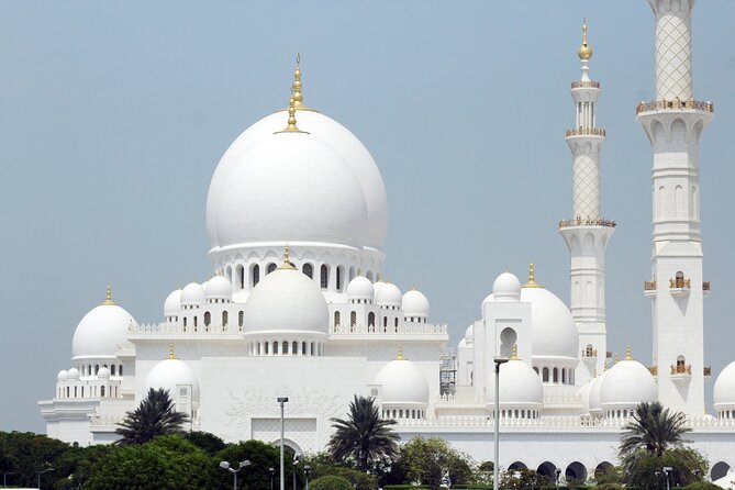 Abu Dhabi Mosque & Sea World Tour From Dubai - Common questions