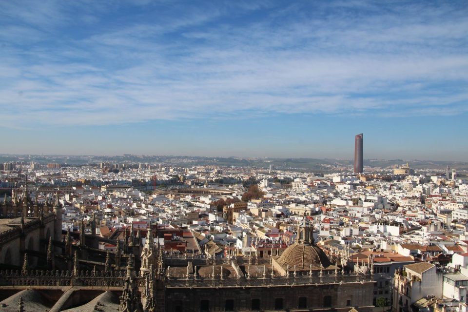 Alcázar Guided Tour & Roof Tour - Common questions