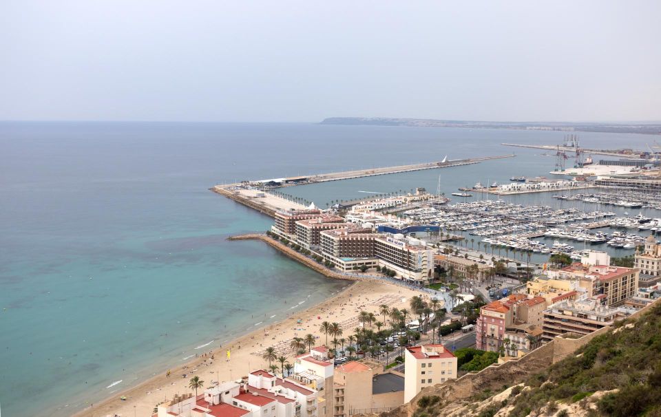 Alicante: Walking Tour Around the City With Photoshoot - Last Words