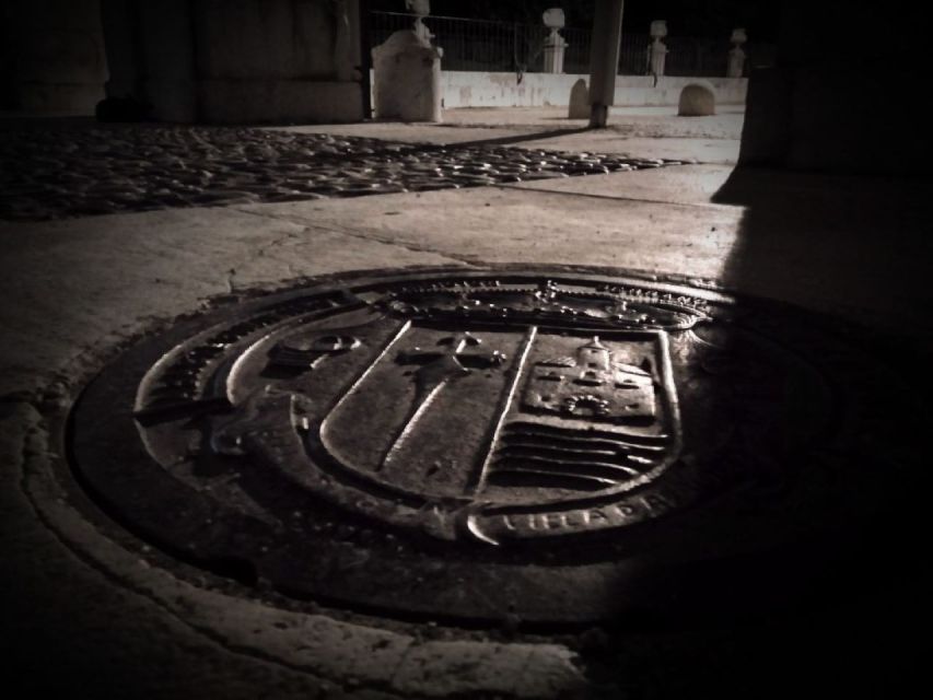 Aranjuez: Mystery and Legends Guided Nighttime Walking Tour - Common questions