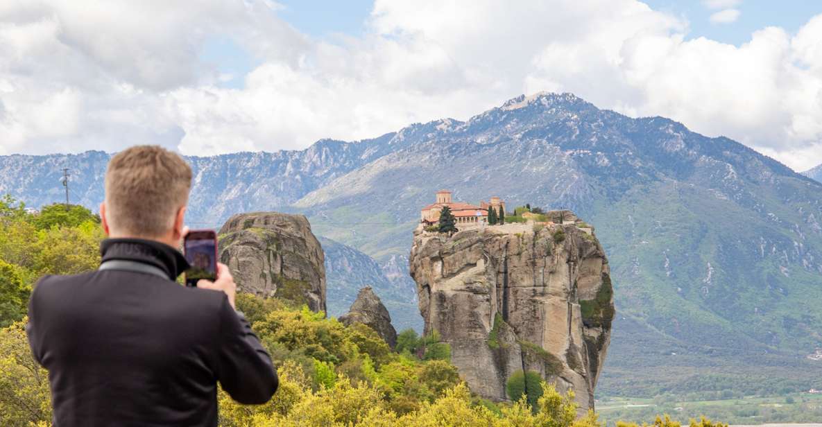 Athens to Meteora: Monasteries & Hidden Caves Bus Tour - Booking Options