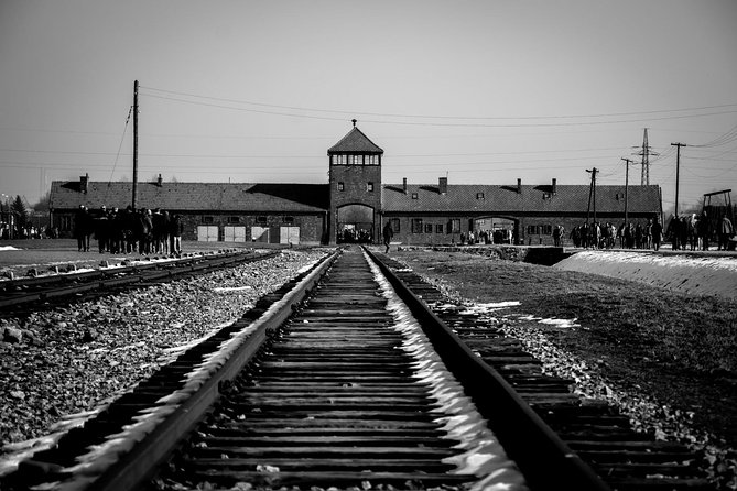 Auschwitz-Birkenau Memorial and Museum Guided Tour From Krakow - Overall Impact and Last Words