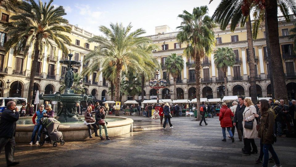 Barcelona: Old Town and Gothic Quarter Walking Tour - Directions