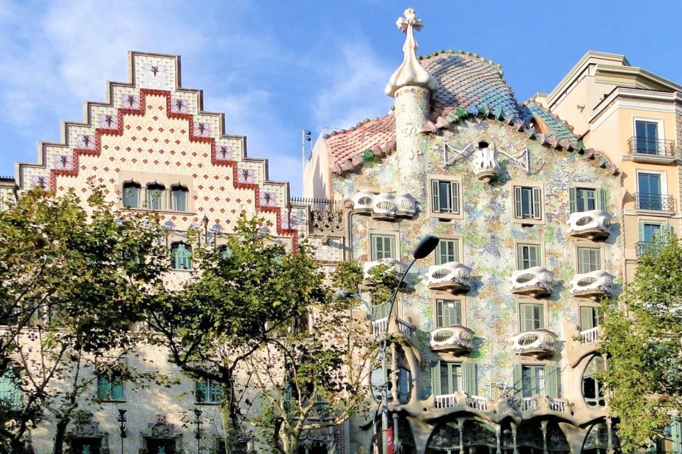 7 barcelona park guell private half day tour with pickup Barcelona & Park Güell: Private Half-Day Tour With Pickup