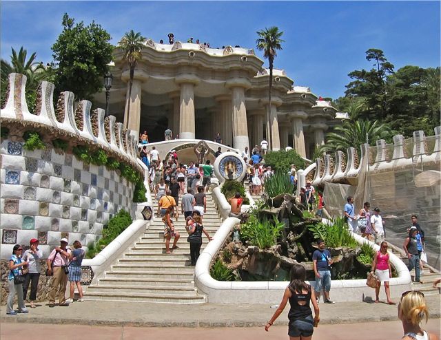 Barcelona: Sagrada Familia & Park Güell Guided Tour & Ticket - Directions for Booking and Enjoyment