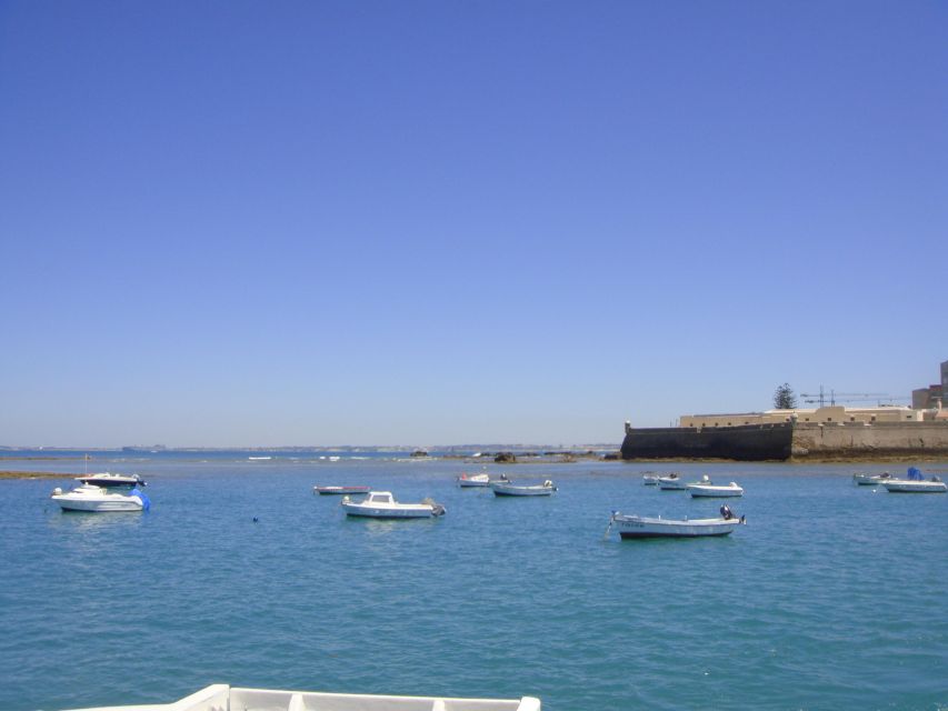 Bay of Cadiz Catamaran Tour With Host - Important Tour Information